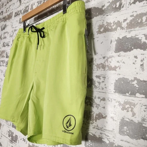 Volcom Manic Trunks Men XL Green Drawstring Swim Shorts Casual Activewear Pocket - Picture 3 of 15